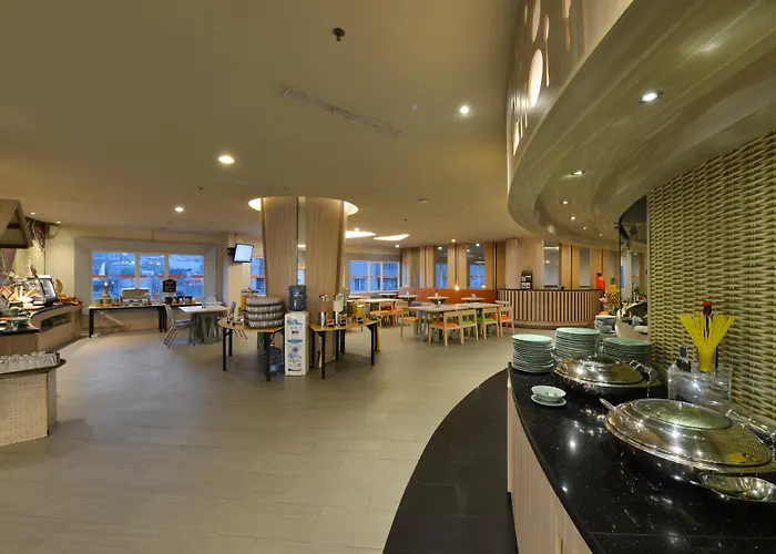 HARRIS Hotel&Conventions Ciumbuleuit - Bandung