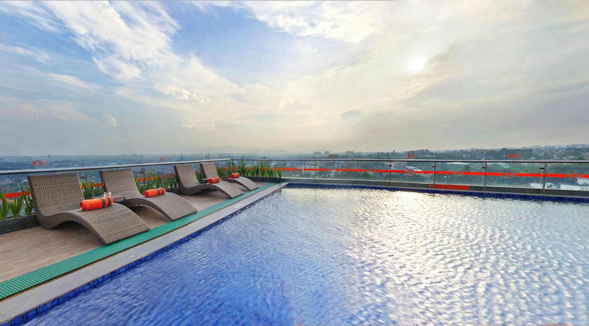 Hotel Harris Hotel&conventions Ciumbuleuit - 4*