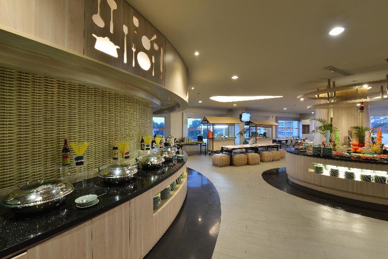 Harris Hotel&conventions Ciumbuleuit - Hotel 4*